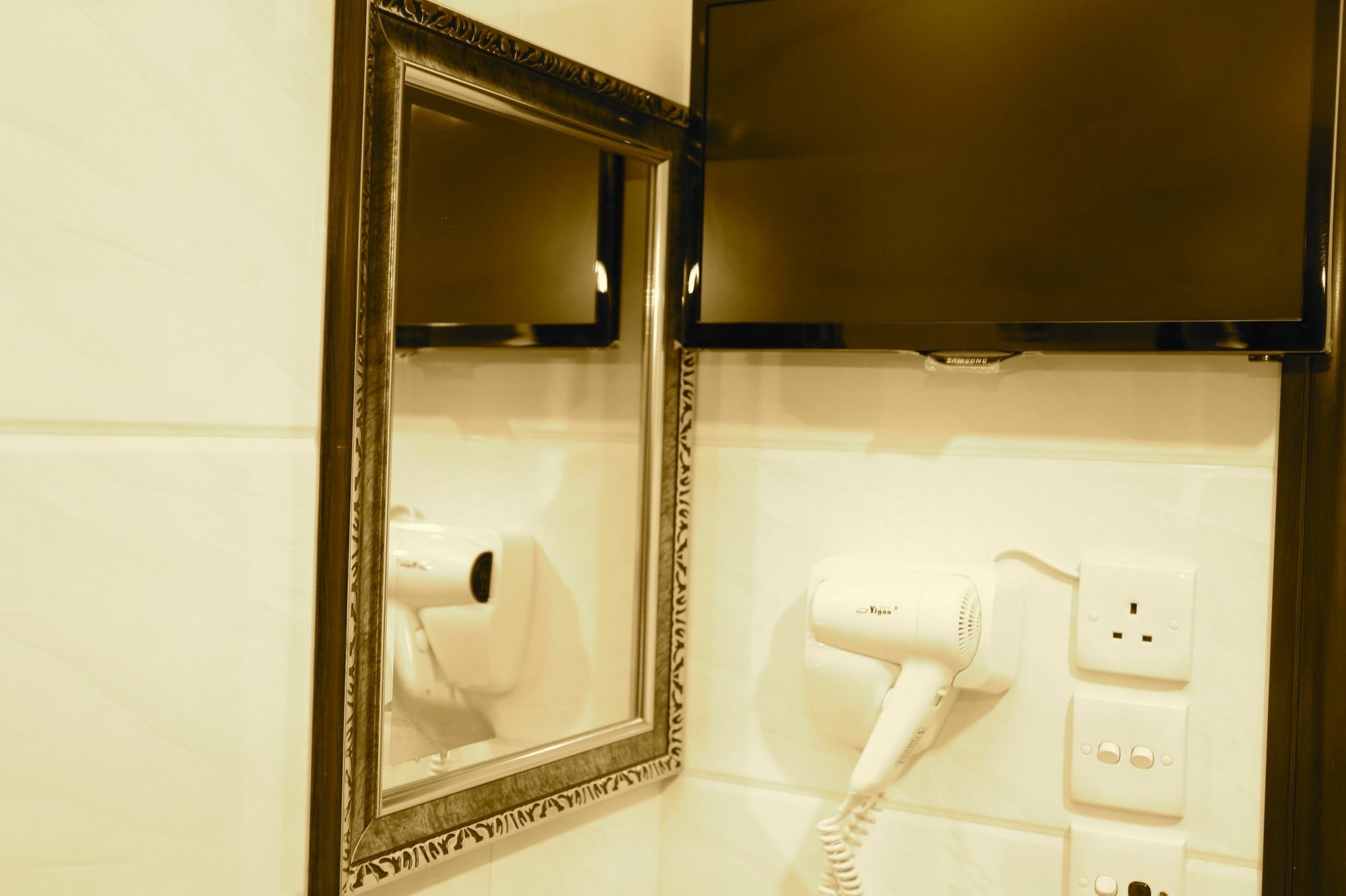 G Loft Hotel Kaulung Kültér fotó