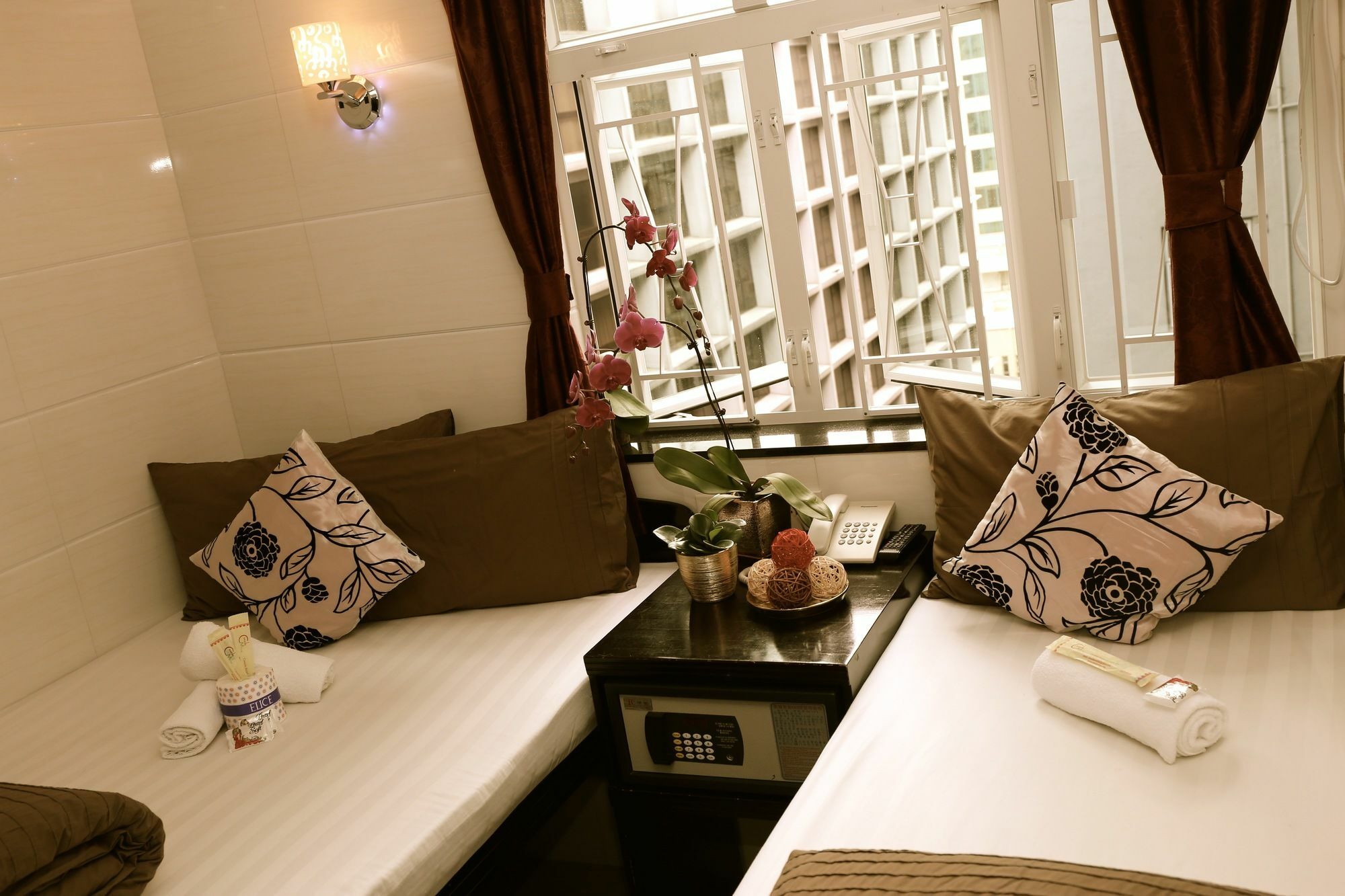 G Loft Hotel Kaulung Kültér fotó